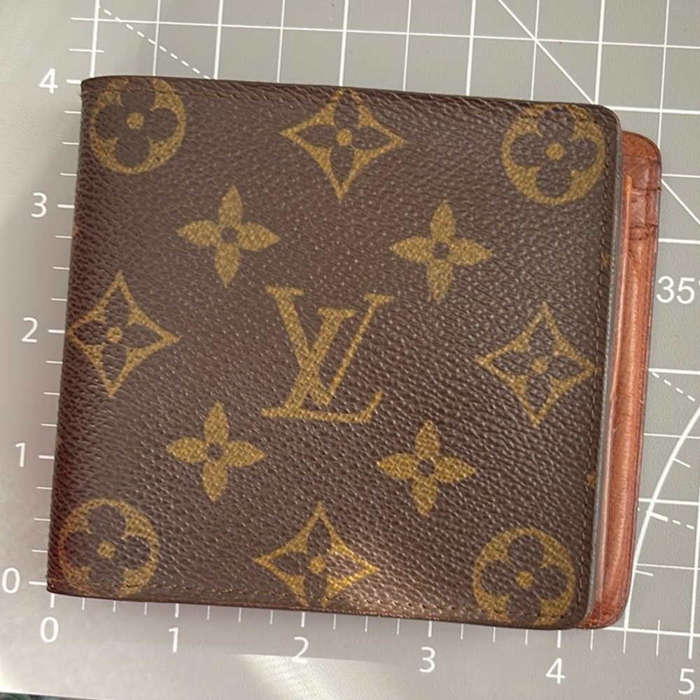 Louis Vuitton Authentic Vintage Monogram Bi Fold Wallet. MA165 - Picture 13 of 14